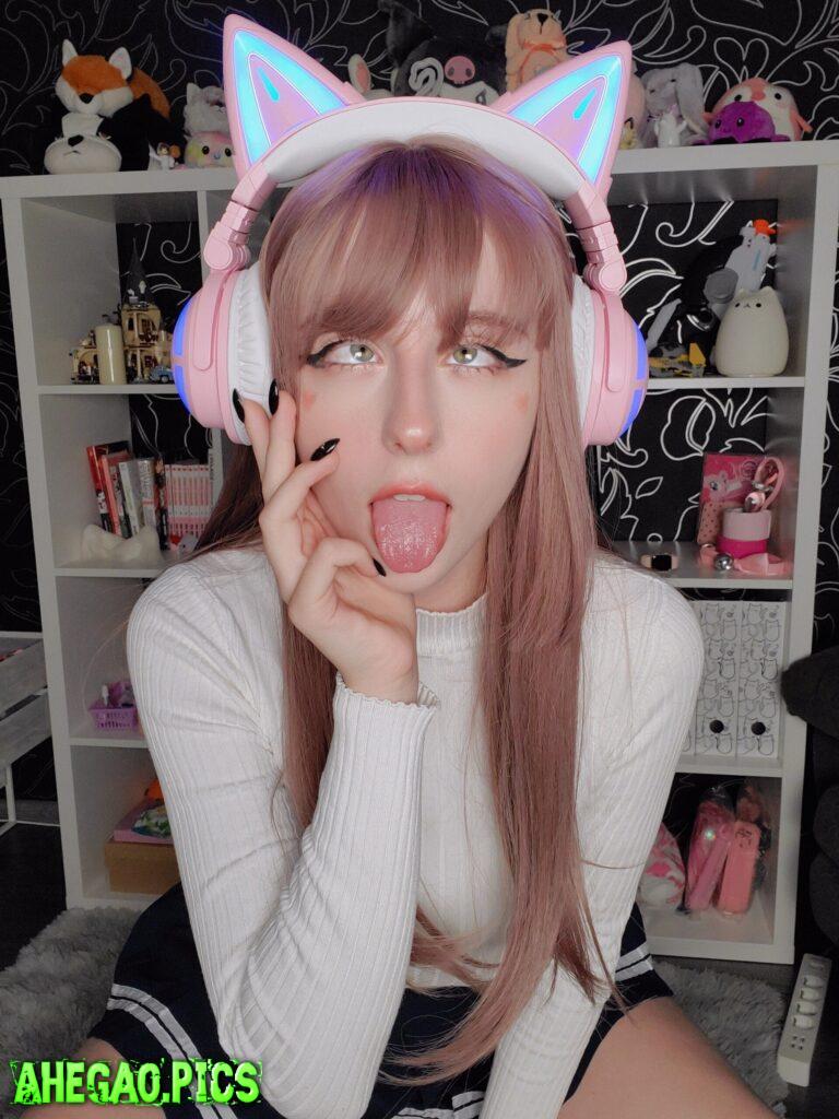 E-girl ahegao