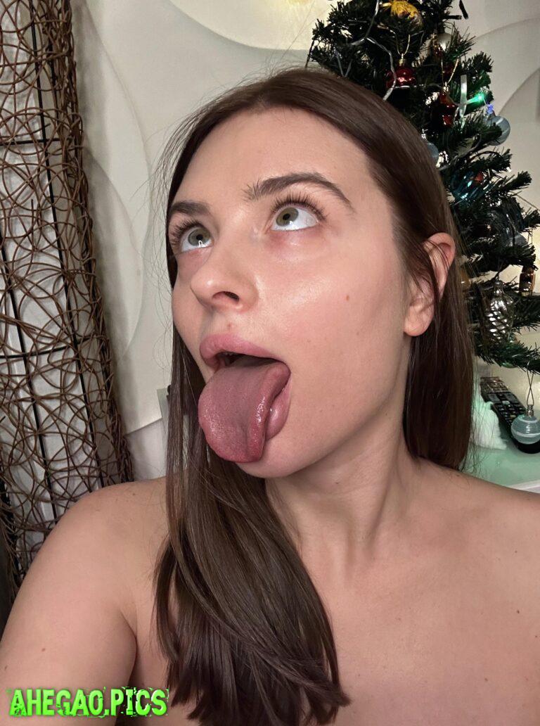 Wanna cum in my mouth?