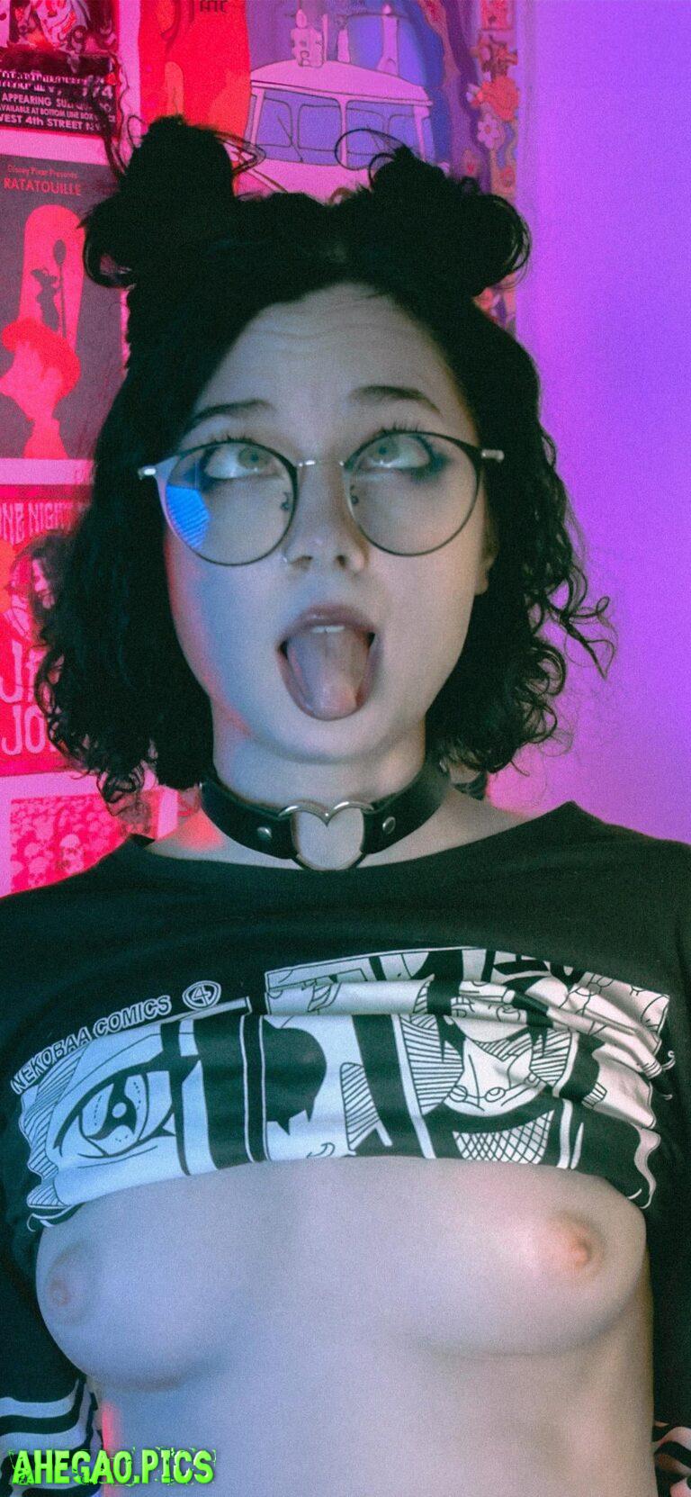 Would u feed me or just burst everything on my face and tits
