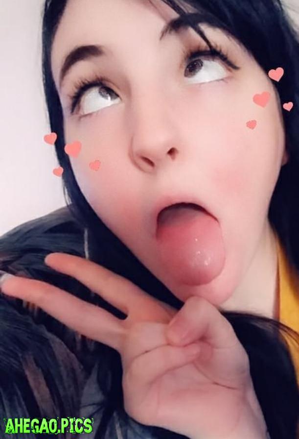 Cum on my tongue baby