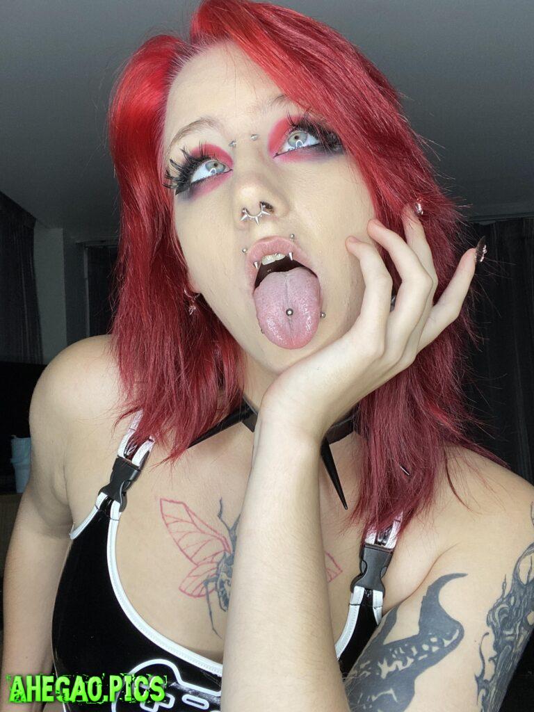 Desirable cum queen wishing for your moans