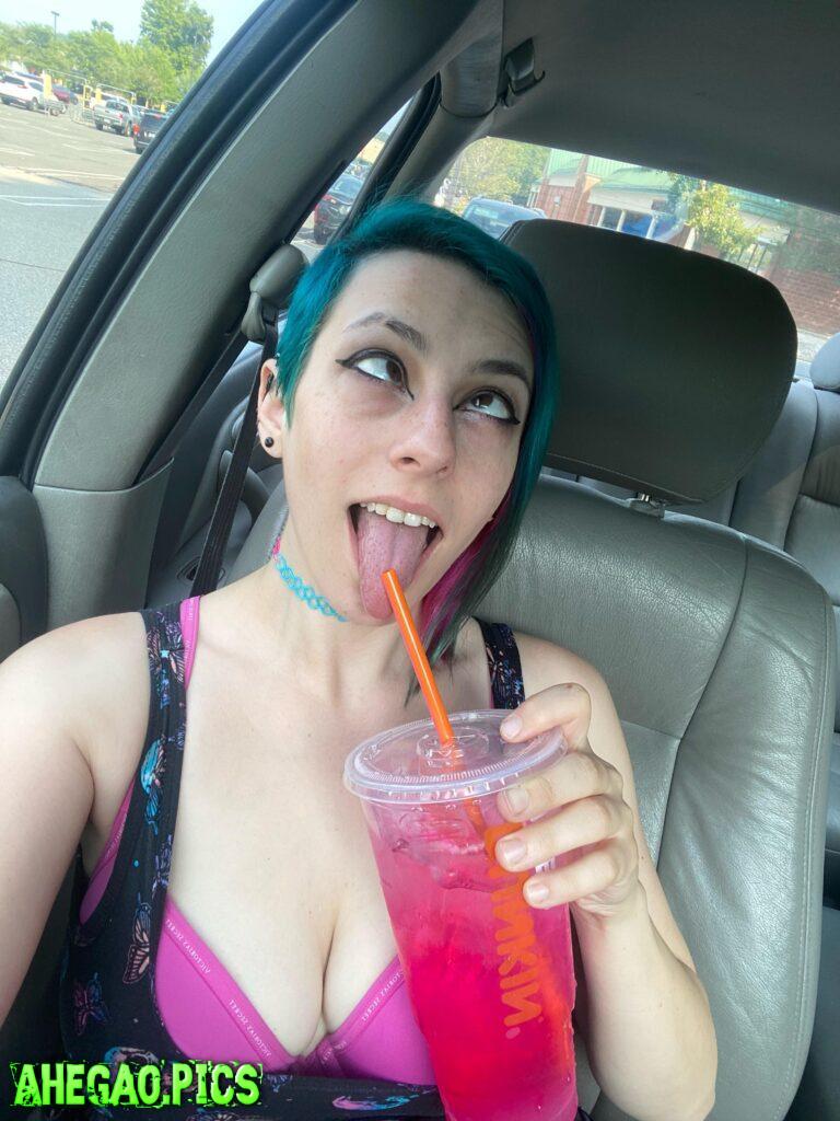 This drink isn’t the sole thing I wanna wrap my lips around