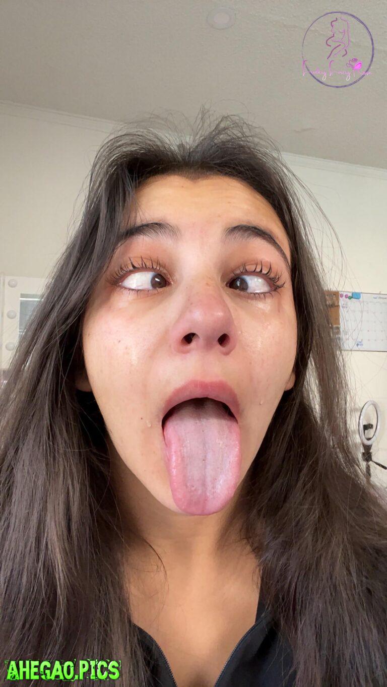 The prettiest face to cum on