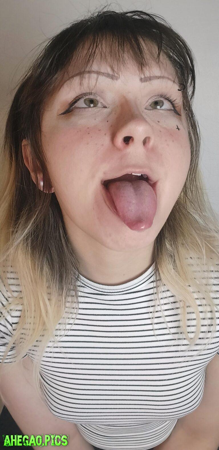 Put your cock in my throat daddy